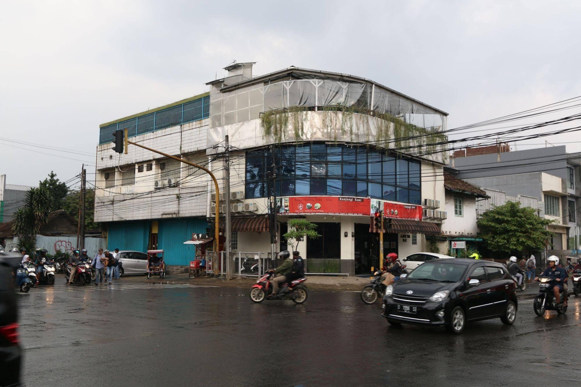 Bantal Guling Alun Alun Bandung Ξενοδοχείο Εξωτερικό φωτογραφία